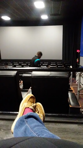 Movie Theater «Regal Cinemas Starlight 14 - Charlotte», reviews and photos, 11240 N Tryon St, Charlotte, NC 28262, USA