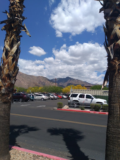 Health Food Store «Sprouts Farmers Market», reviews and photos, 7665 N Oracle Rd, Oro Valley, AZ 85704, USA