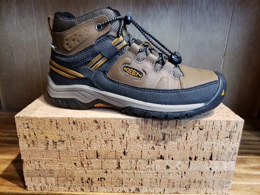Shoe Store «Work Boots & More», reviews and photos, 53 Frazier St, Waynesville, NC 28786, USA