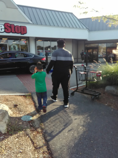 Video Game Store «GameStop», reviews and photos, 114 March Ave, Manchester, NH 03103, USA