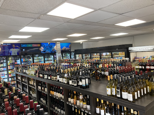 Grocery Store «Braintree Market N Deli», reviews and photos, 978 Liberty St, Braintree, MA 02184, USA