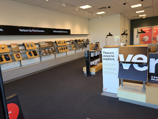 Cell Phone Store «Verizon», reviews and photos, 18229 Carson Ct NW, Elk River, MN 55330, USA