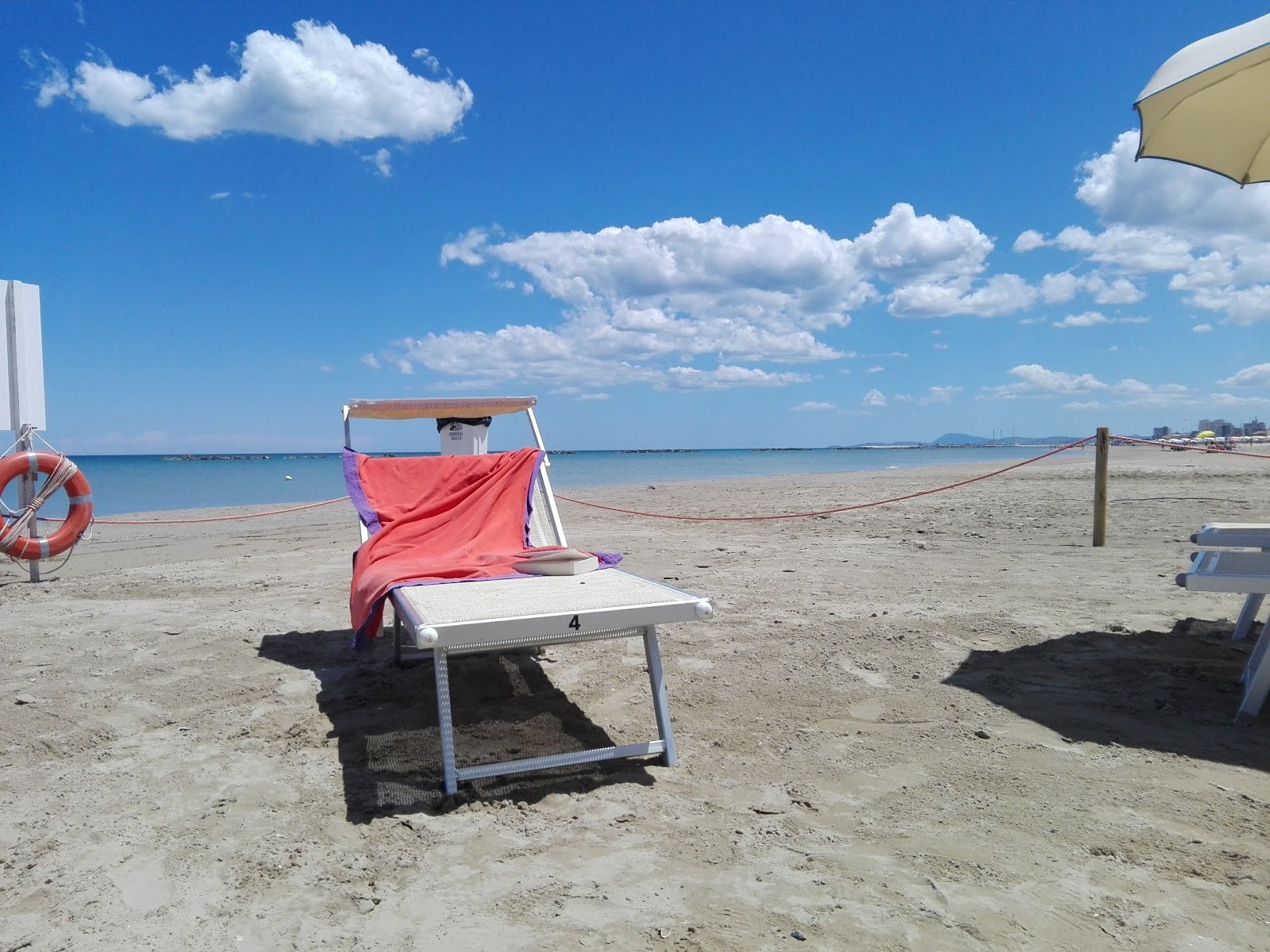 Senigallia Beach'in fotoğrafı - rahatlamayı sevenler arasında popüler bir yer