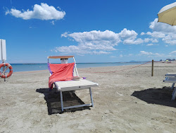 Senigallia Beach'in fotoğrafı - rahatlamayı sevenler arasında popüler bir yer