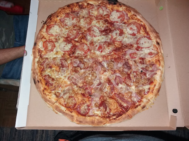 Hozzászólások és értékelések az Omega Pizzéria-ról