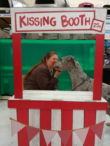 Pet Store «Petsway», reviews and photos, 1417 N Westwood Blvd, Poplar Bluff, MO 63901, USA