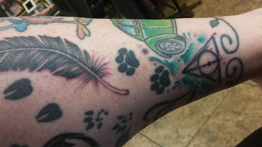 Tattoo Shop «Tattoo Studio 441», reviews and photos, 467 Plaza Dr, Eustis, FL 32726, USA