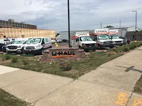 U-Haul Moving & Storage of Downtown Grand Rapids - Car repair in Grand Rapids, MI, Grand Rapids - Rated 4.4/5