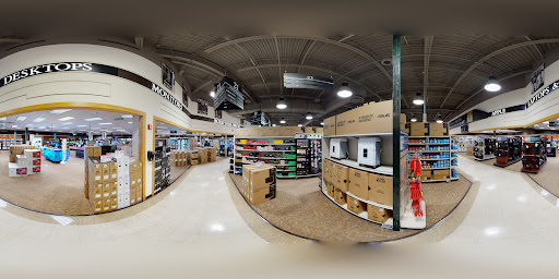 Electronics Store «Micro Center», reviews and photos, 747 Bethel Rd, Columbus, OH 43214, USA