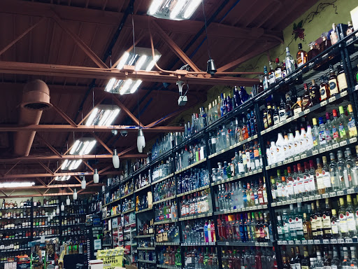 Liquor Store «Tip-Top liquor Store», reviews and photos, 4107 W 13 Mile Rd, Royal Oak, MI 48073, USA