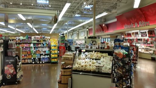 Grocery Store «Stop & Shop», reviews and photos, 101 Andrew Ave, Wayland, MA 01778, USA