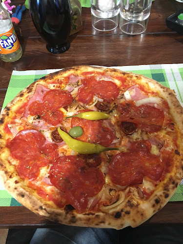 Pizzeria La Contadina - Restoran