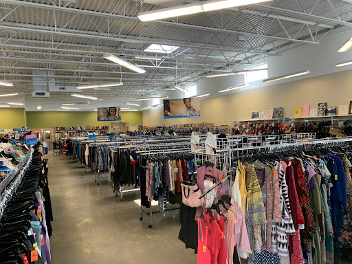 Thrift Store «Goodwill Store & Donation Center», reviews and photos, 5518 Touhy Ave, Skokie, IL 60077, USA