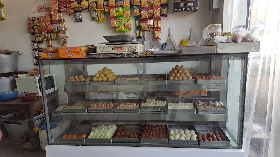 Gaurav Sweet House