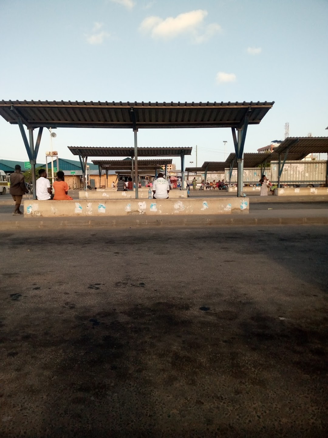 Mawasiliano Bus Stand