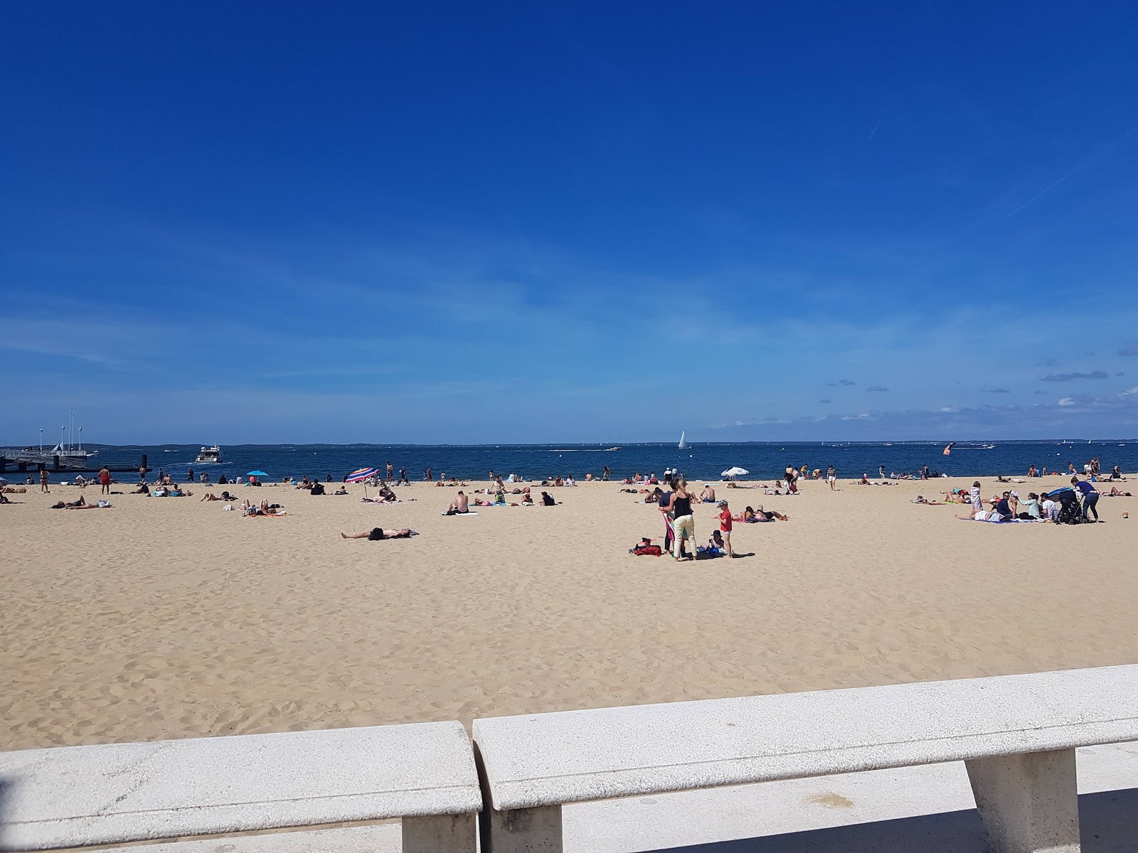 Photo of Arcachon Beach and the settlement