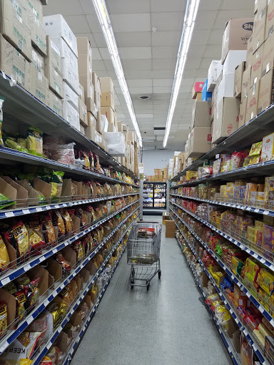 Indian Grocery Store «APNA DESH Indian Grocery Store», reviews and photos, 8300 Pulaski Hwy, Rosedale, MD 21237, USA