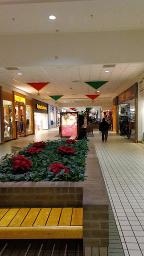 Shopping Mall «Towne Mall», reviews and photos, 1704 N Dixie Hwy, Elizabethtown, KY 42701, USA