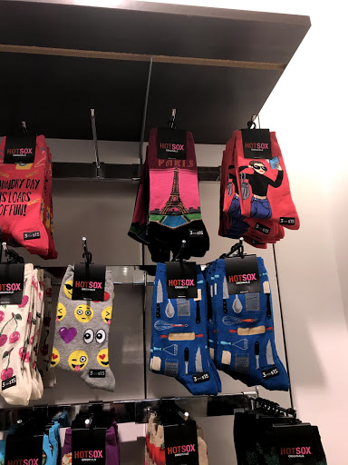 Fashion Accessories Store «Charming Charlie», reviews and photos, 5175 Deerfield Blvd, Mason, OH 45040, USA