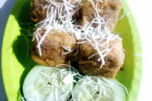 Pak Sumanto Tofu Meatballs Vendor image