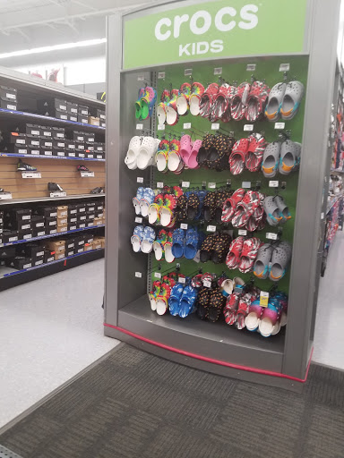 Sporting Goods Store «Academy Sports + Outdoors», reviews and photos, 4920 N Garland Ave, Garland, TX 75040, USA