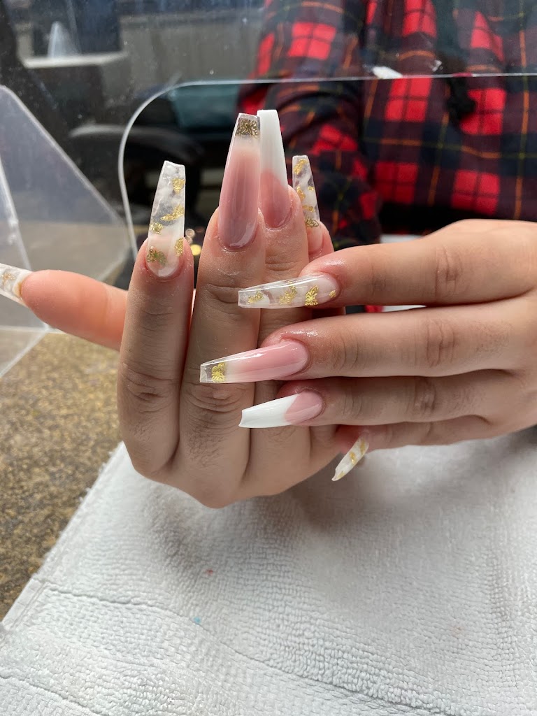 Luxury Day Spa Gilroy, CA 95020 Services and Reviews