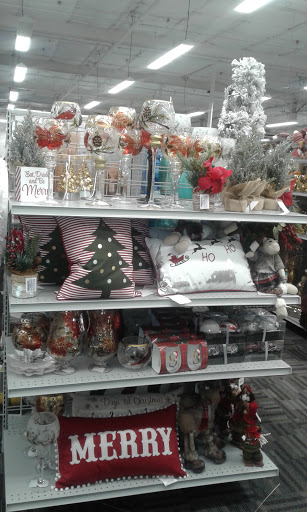 Clothing Store «Burlington Coat Factory», reviews and photos, 800 Barnum Avenue Cutoff, Stratford, CT 06614, USA