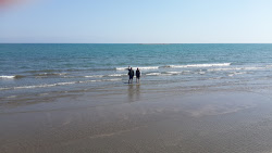 Karatas beach II'in fotoğrafı - rahatlamayı sevenler arasında popüler bir yer