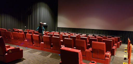 Movie Theater «AMC Loews Oak Tree 6», reviews and photos, 10006 Aurora Ave N, Seattle, WA 98133, USA