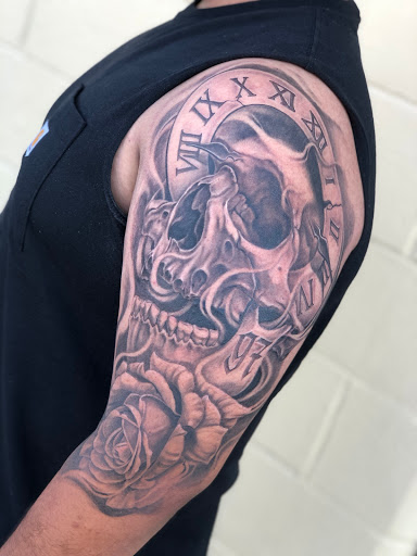 Tattoo Shop «Cyclops Tattoos», reviews and photos, 1406 Fruitvale Blvd, Yakima, WA 98902, USA