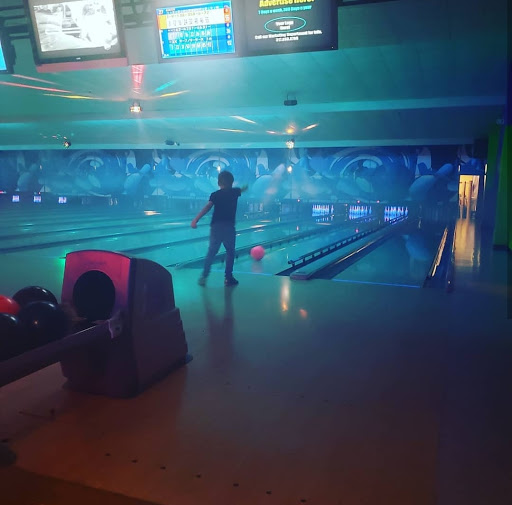 Karaoke Bar «Brownsburg Bowl», reviews and photos, 18 Whittington Dr, Brownsburg, IN 46112, USA