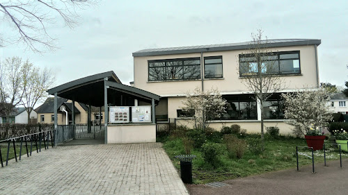 Ecole Publique à Rouillon