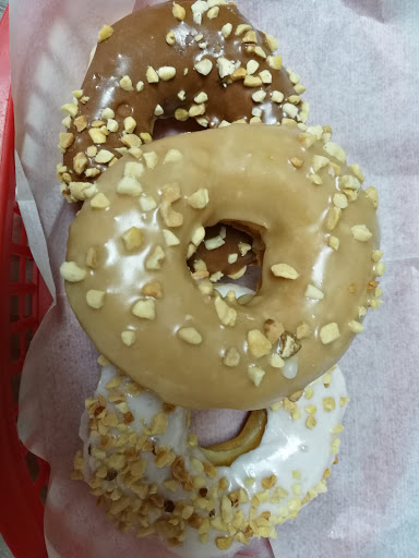 Donut Shop «College Hill Doughnut Co.», reviews and photos, 4618 E Central Ave, Wichita, KS 67208, USA