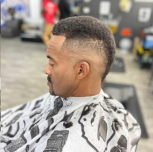 Barber Shop «Kings Barber Shop», reviews and photos, 52 S Broad St #400, Porterdale, GA 30014, USA