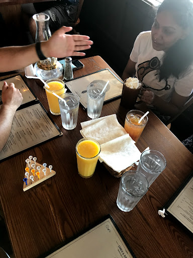 American Restaurant «Cracker Barrel Old Country Store», reviews and photos, 1215 E Lancaster Ave, Downingtown, PA 19335, USA