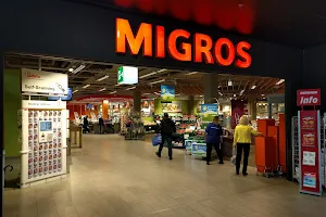 Migros-Supermarkt - Opfikon - Glattpark image
