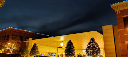 Computer Store «Apple Southlake Town Square», reviews and photos, 260 Grand Ave, Southlake, TX 76092, USA