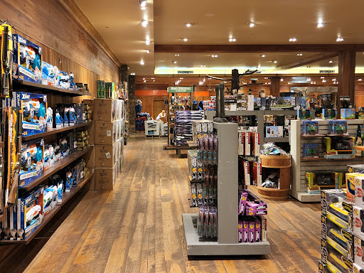 Sporting Goods Store «Bass Pro Shops», reviews and photos, 1935 S Campbell Ave, Springfield, MO 65807, USA