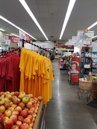 Grocery Store «Hy-Vee Mainstreet», reviews and photos, 510 E 6th St, Muscatine, IA 52761, USA