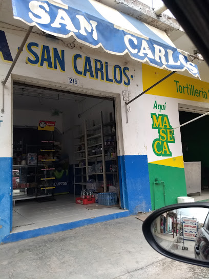 Farmacia San Carlos Calle Reforma 205, Xicoténcatl Centro, 89755 Xicoténcatl, Tamps. Mexico