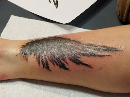 Tattoo Shop «Needlewurks Body Piercing & Tattoo», reviews and photos, 80 W Circular St, Saratoga Springs, NY 12866, USA