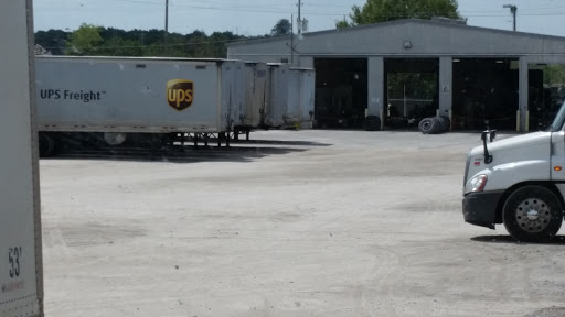 Shipping and Mailing Service «UPS Freight Tampa», reviews and photos, 3717 E Lake Ave, Tampa, FL 33610, USA