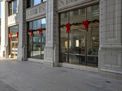 Drug Store «Walgreens», reviews and photos, 342 E Illinois St, Chicago, IL 60611, USA
