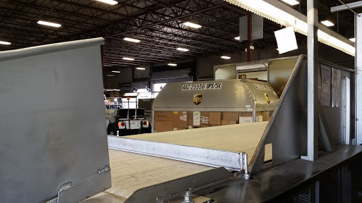Courier Service «Ups Air Gateway Orlando», reviews and photos, 8975 Tradeport Dr, Orlando, FL 32827, USA