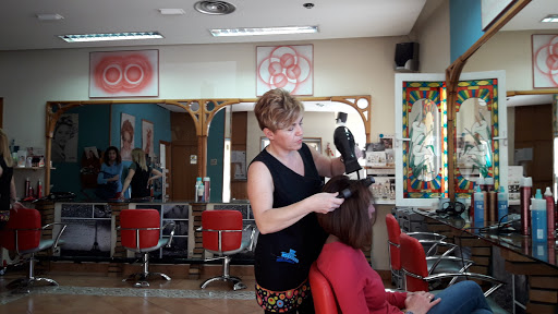 Salón De Peluquería Ontiveros en Alfacar, Granada