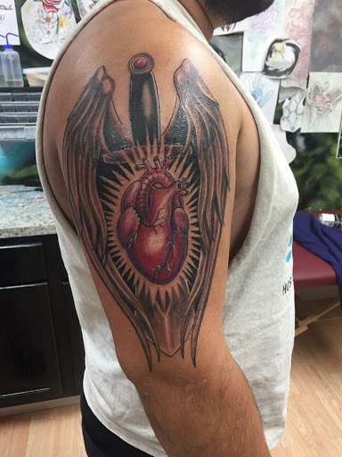 Tattoo Shop «True Vision Tattoos and Fine Arts LLC», reviews and photos, 1064 Central Ave, Dubuque, IA 52001, USA