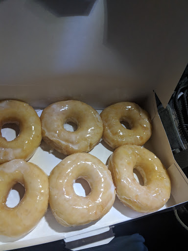 Donut Shop «Chandler Donut Shop», reviews and photos, 228 State Hwy 31 W, Chandler, TX 75758, USA