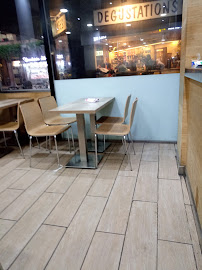 Atmosphère du Restaurant Chicken and cafe à Cergy - n°3