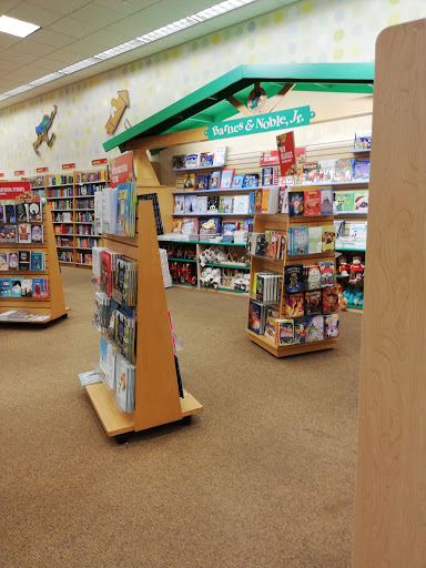 Bookshops open on Sundays in Virginia Beach