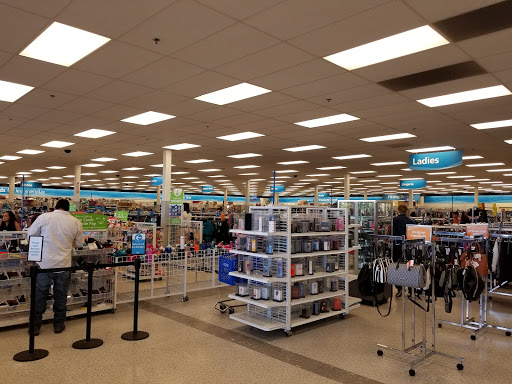 Clothing Store «Ross Dress for Less», reviews and photos, 18520 33rd Ave W, Lynnwood, WA 98037, USA